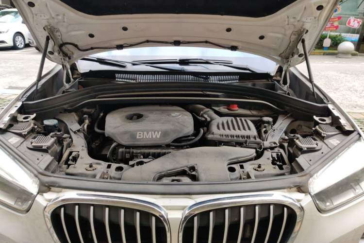 Used BMW X1 2016 sDrive18Li Premium Edition Engine Bay