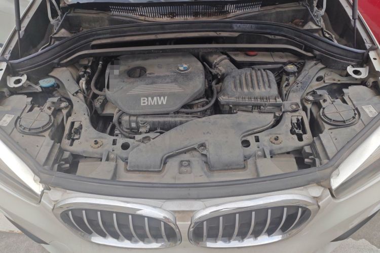Used BMW X1 2016 sDrive18Li Fashion Model Engine Bay