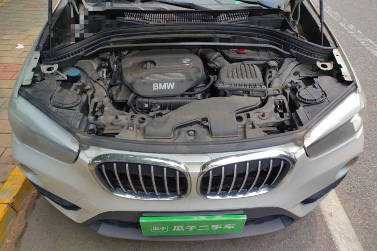 Used BMW X1 2016 sDrive18Li Fashion Model Engine Bay