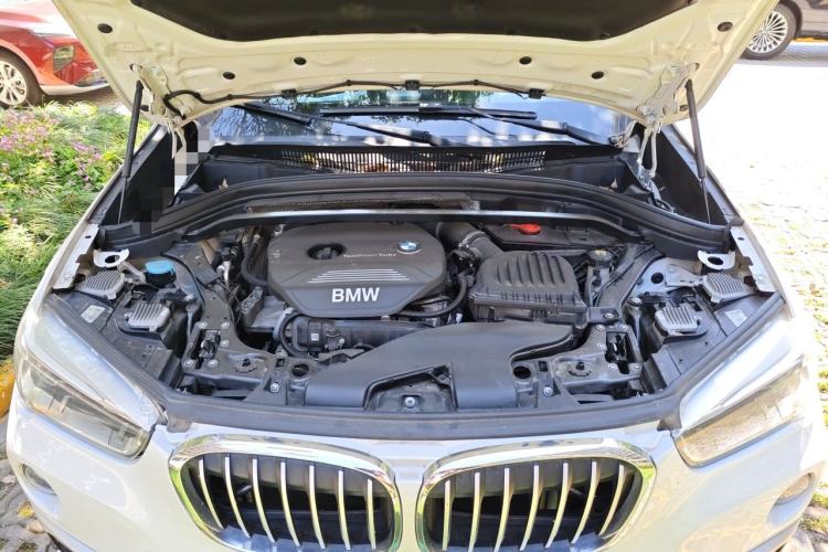 Used BMW X1 2016 sDrive18Li Luxury Model Engine Bay