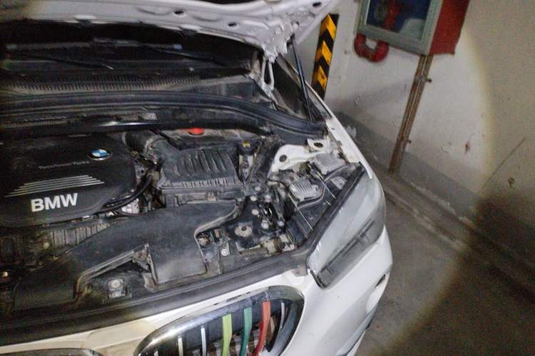 Used BMW X1 2016 xDrive20Li Luxury Model Engine Bay Left
