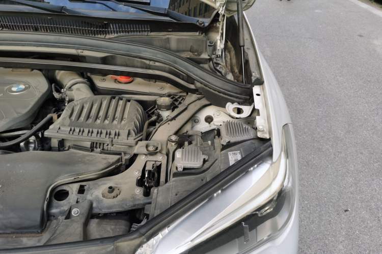 Used BMW X1 2016 sDrive18Li Premium Edition Engine Bay Left