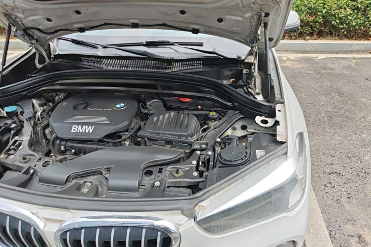 Used BMW X1 2016 sDrive18Li Fashion Model Engine Bay Left