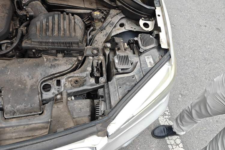 Used BMW X1 2016 sDrive18Li Luxury Model Engine Bay Left