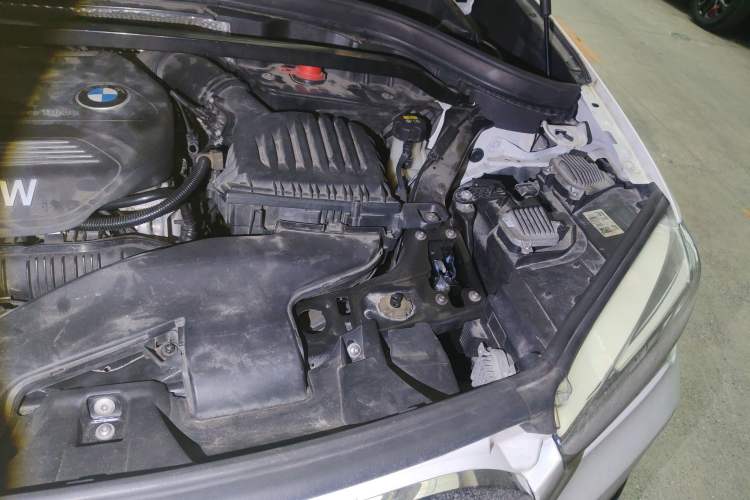 Used BMW X1 2016 sDrive20Li Luxury Model Engine Bay Left