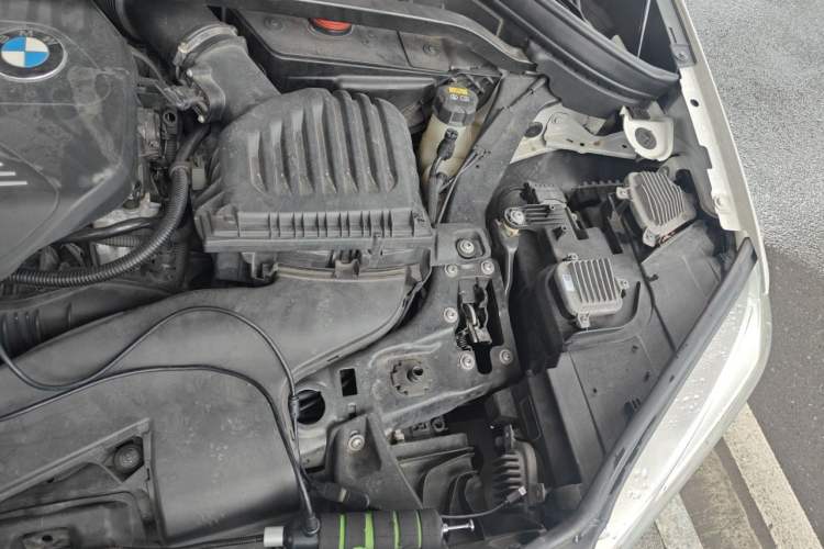 Used BMW X1 2016 xDrive20Li Luxury Model Engine Bay Left