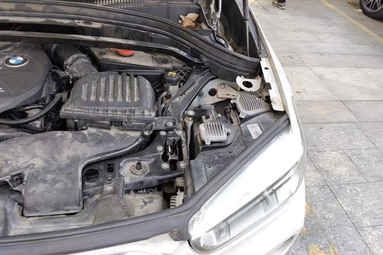 Used BMW X1 2016 sDrive18Li Premium Edition Engine Bay Left