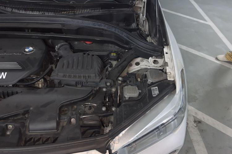 Used BMW X1 2016 sDrive18Li Premium Edition Engine Bay Left