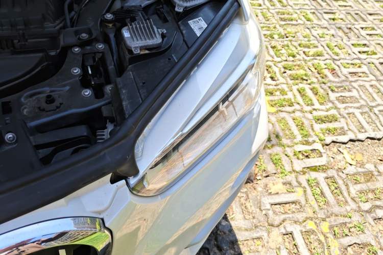 Used BMW X1 2016 sDrive18Li Luxury Model Engine Bay Left