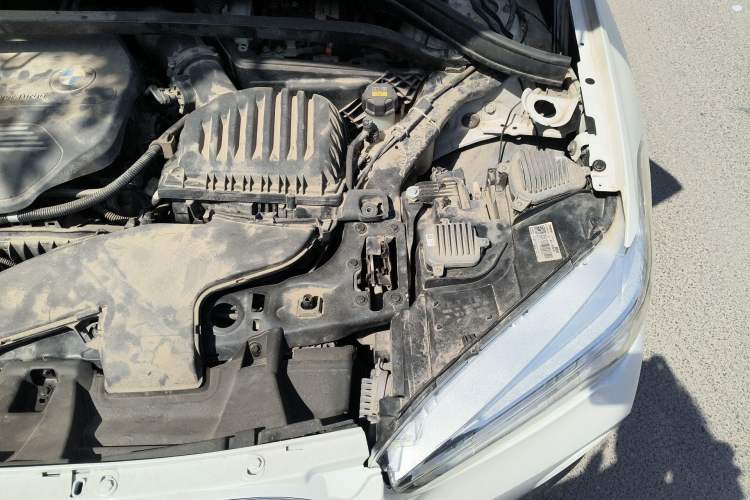 Used BMW X1 2016 sDrive18Li Premium Edition Engine Bay Left