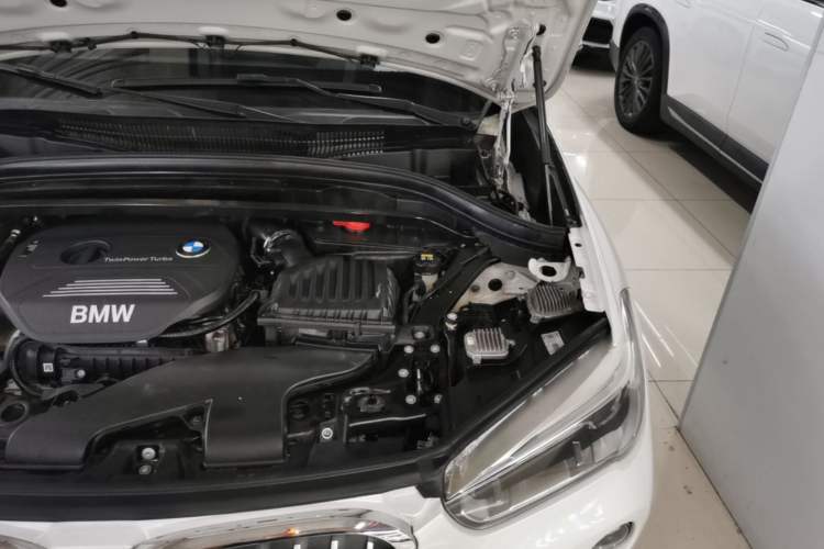 Used BMW X1 2016 sDrive18Li Premium Edition Engine Bay Left