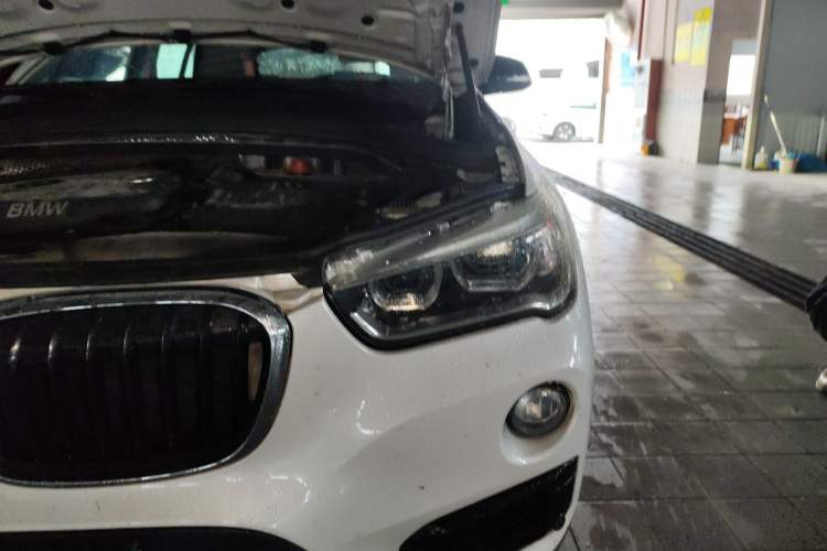 Used BMW X1 2016 sDrive20Li Luxury Model Engine Bay Left