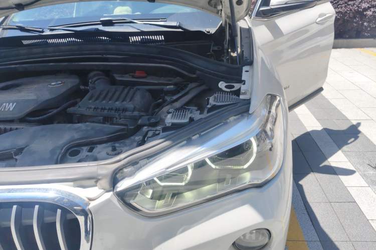 Used BMW X1 2016 sDrive18Li Premium Edition Engine Bay Left