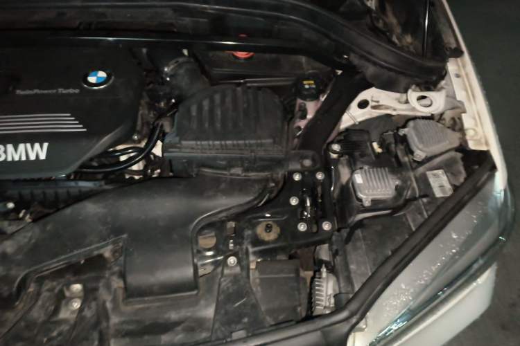Used BMW X1 2016 sDrive18Li Premium Edition Engine Bay Left