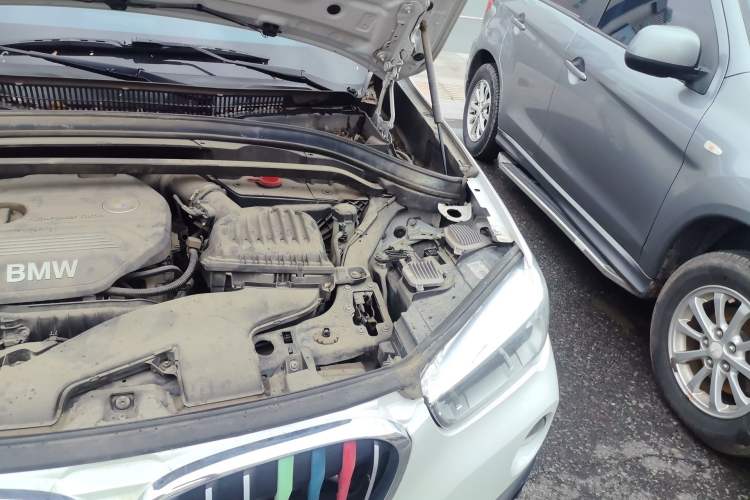 Used BMW X1 2016 sDrive18Li Premium Edition Engine Bay Left