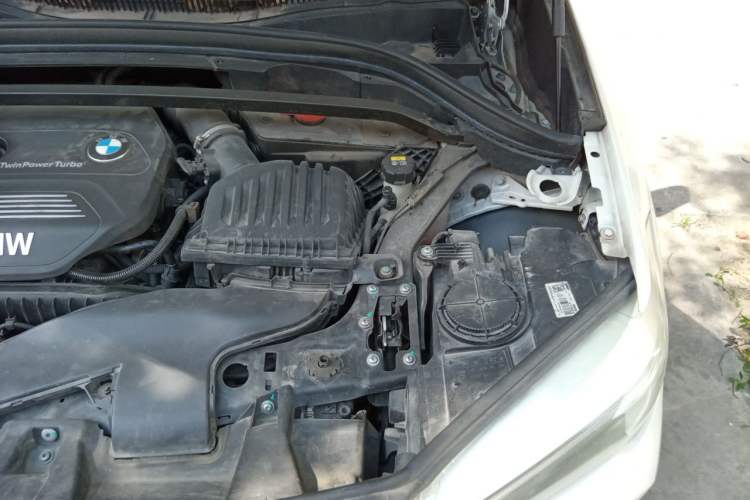 Used BMW X1 2016 sDrive18Li Fashion Model Engine Bay Left