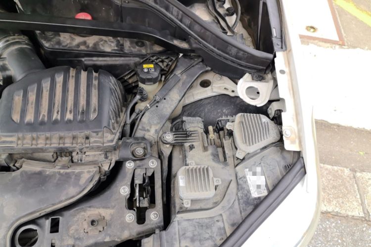 Used BMW X1 2016 sDrive18Li Premium Edition Engine Bay Left