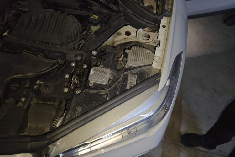 Used BMW X1 2016 sDrive20Li Luxury Model Engine Bay Left