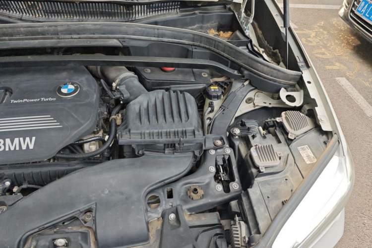 Used BMW X1 2016 sDrive18Li Premium Edition Engine Bay Left