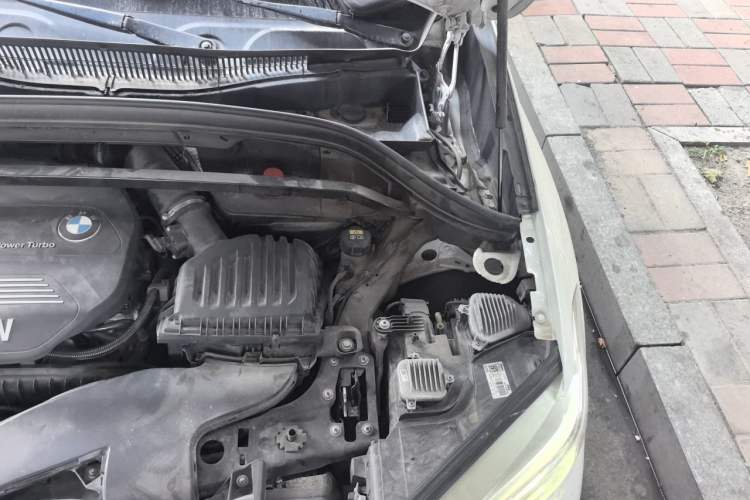 Used BMW X1 2016 sDrive18Li Premium Edition Engine Bay Left