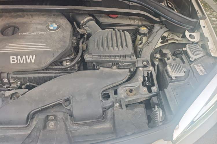Used BMW X1 2016 sDrive18Li Premium Edition Engine Bay Left
