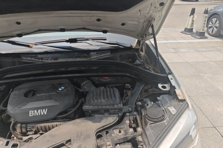 Used BMW X1 2016 sDrive18Li Fashion Model Engine Bay Left