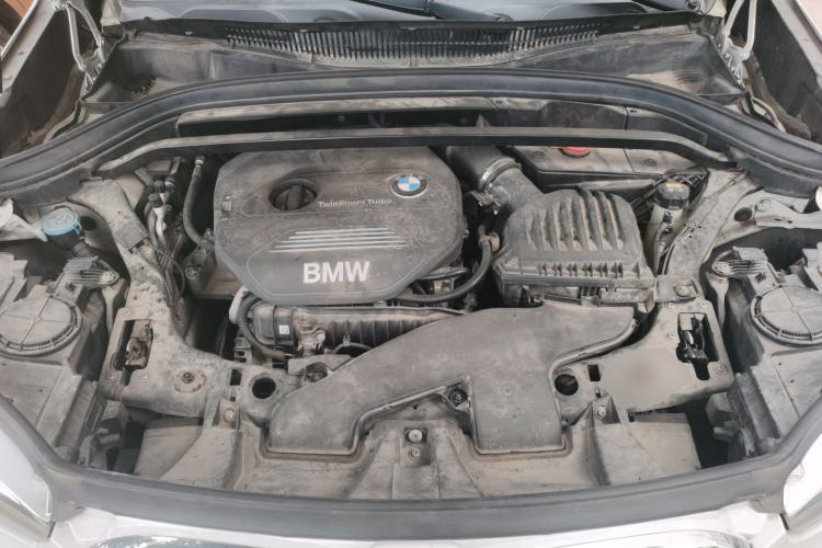 Used BMW X1 2016 sDrive18Li Fashion Model Engine Bay