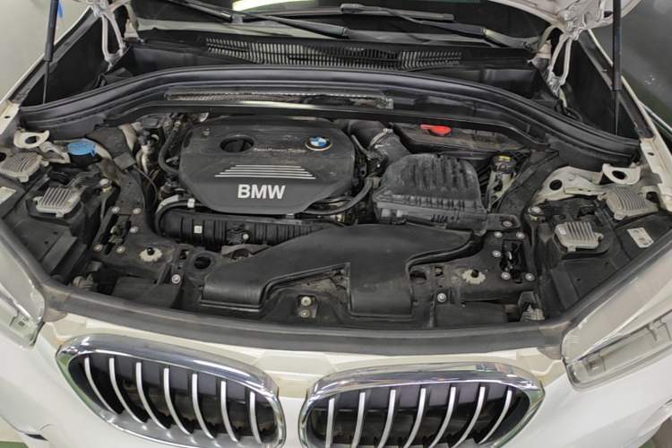 Used BMW X1 2016 sDrive20Li Luxury Model Engine Bay