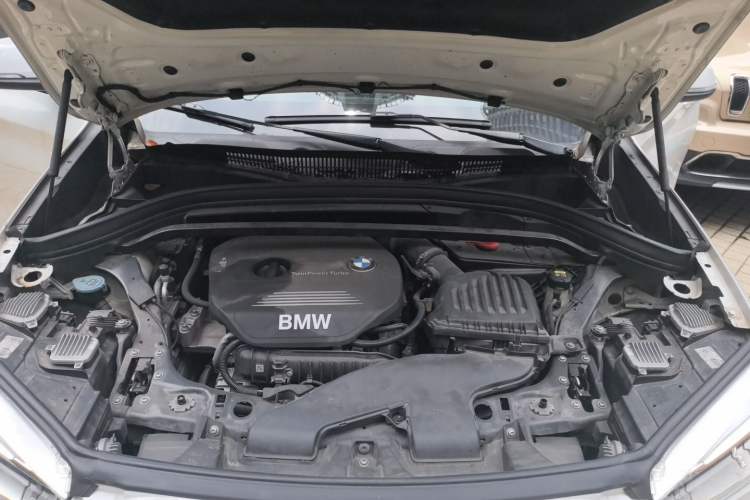 Used BMW X1 2016 sDrive18Li Premium Edition Engine Bay