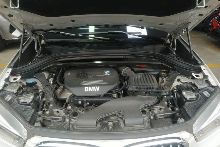 Used BMW X1 2016 sDrive18Li Premium Edition Engine Bay