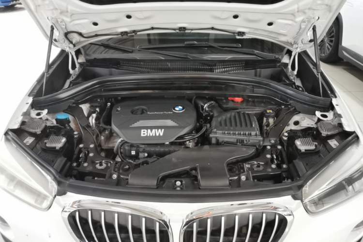 Used BMW X1 2016 sDrive18Li Premium Edition Engine Bay