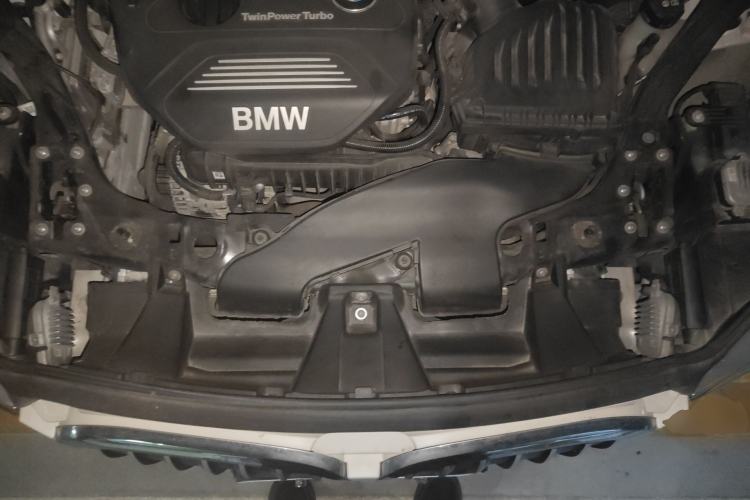 Used BMW X1 2016 sDrive18Li Luxury Model Engine Bay