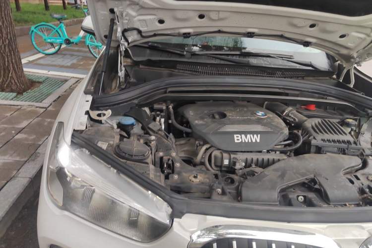 Used BMW X1 2016 sDrive18Li Fashion Model Engine Bay Right