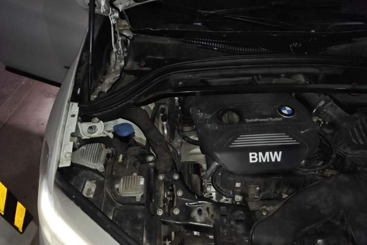 Used BMW X1 2016 sDrive18Li Premium Edition Engine Bay Right