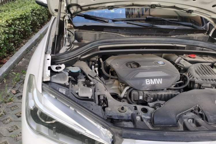 Used BMW X1 2016 sDrive18Li Premium Edition Engine Bay Right