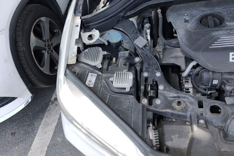 Used BMW X1 2016 sDrive18Li Premium Edition Engine Bay Right