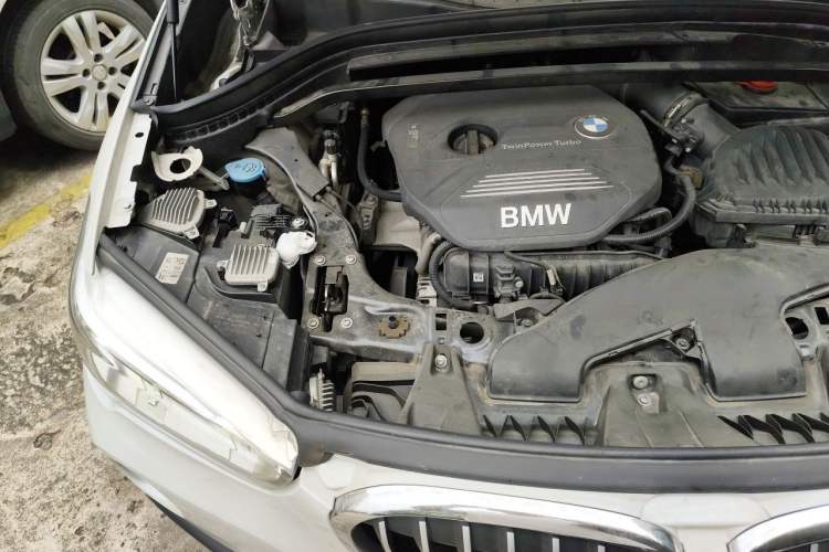 Used BMW X1 2016 sDrive18Li Premium Edition Engine Bay Right