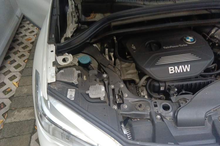 Used BMW X1 2016 sDrive18Li Premium Edition Engine Bay Right