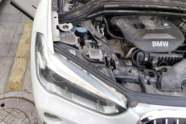 Used BMW X1 2016 sDrive18Li Premium Edition Engine Bay Right