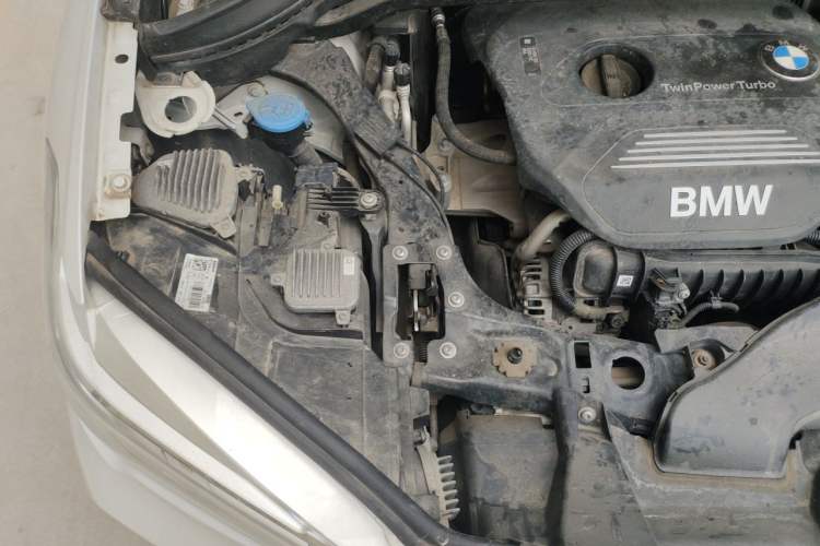 Used BMW X1 2016 sDrive18Li Premium Edition Engine Bay Right
