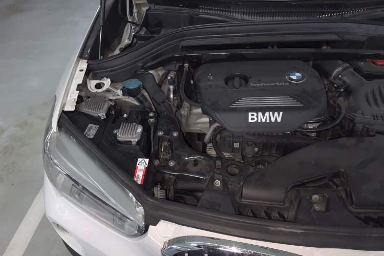 Used BMW X1 2016 sDrive18Li Premium Edition Engine Bay Right