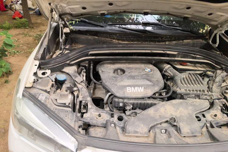 Used BMW X1 2016 sDrive18Li Premium Edition Engine Bay Right