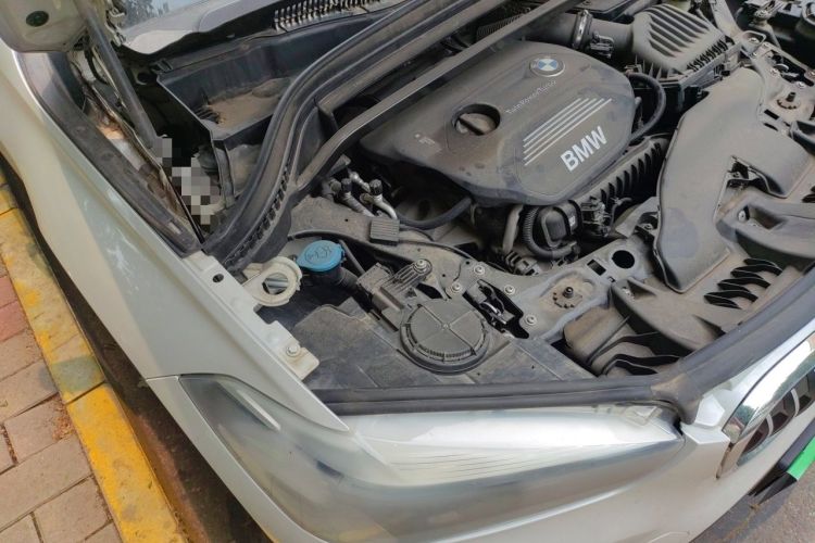 Used BMW X1 2016 sDrive18Li Fashion Model Engine Bay Right