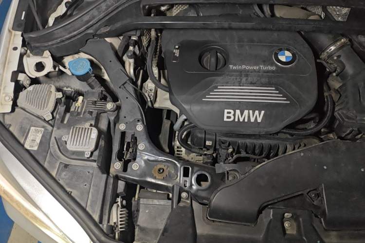 Used BMW X1 2016 sDrive18Li Premium Edition Engine Bay Right
