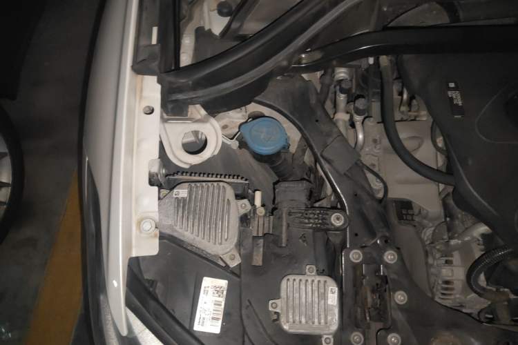 Used BMW X1 2016 sDrive18Li Luxury Model Engine Bay Right