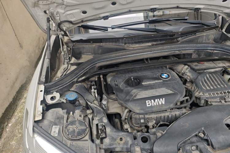 Used BMW X1 2016 sDrive18Li Fashion Model Engine Bay Right