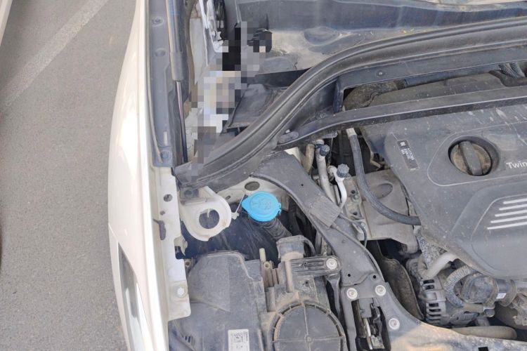 Used BMW X1 2016 sDrive18Li Fashion Model Engine Bay Right
