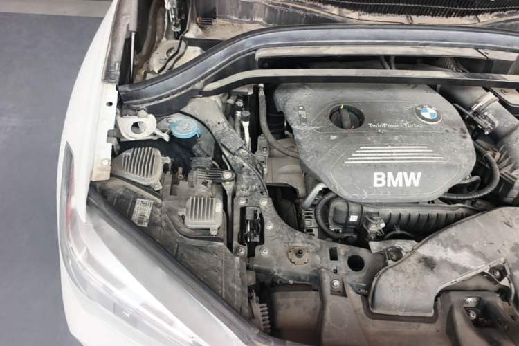 Used BMW X1 2016 sDrive18Li Premium Edition Engine Bay Right