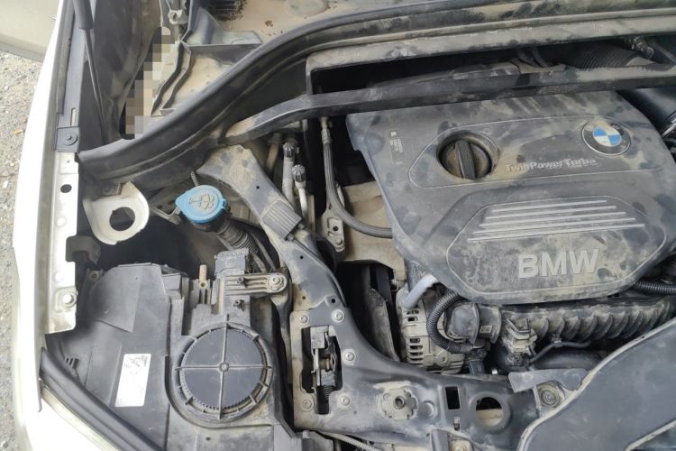 Used BMW X1 2016 sDrive18Li Fashion Model Engine Bay Right