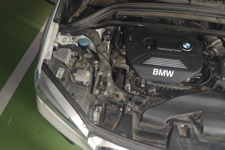 Used BMW X1 2016 sDrive18Li Premium Edition Engine Bay Right